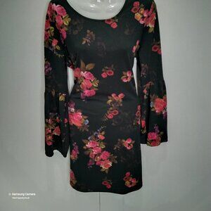 Tacera Black & Red Floral 3/4 Bell Sleeve Sheath Dress Round Neckline NWT Small